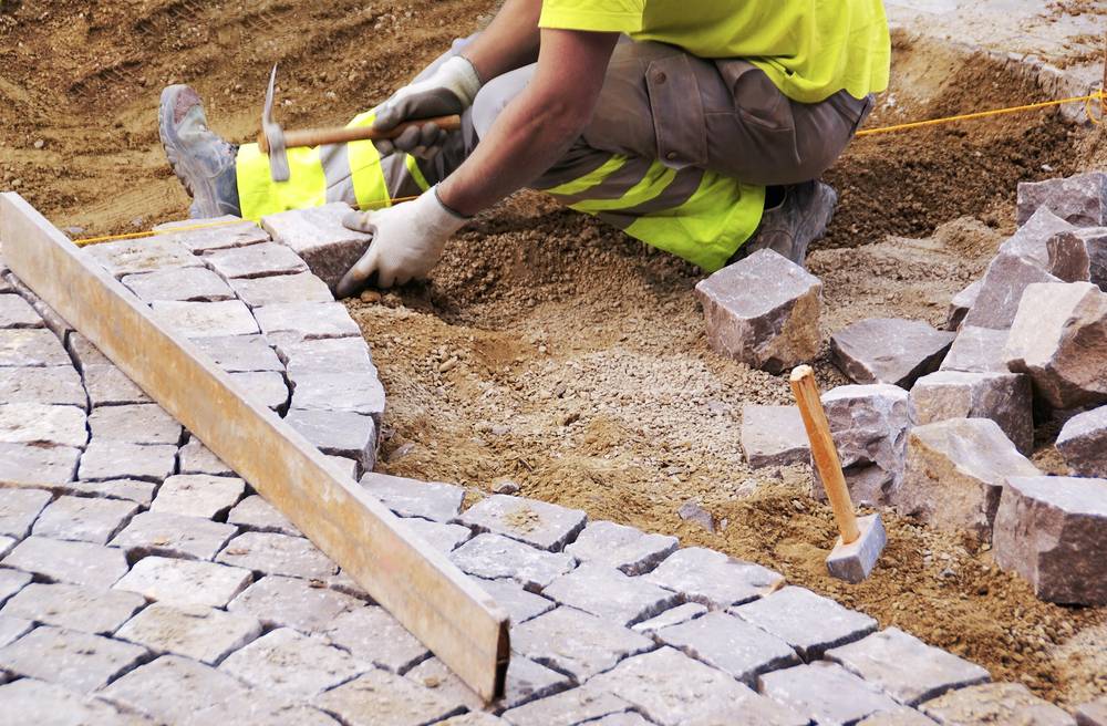 Stone coating tree surrounds